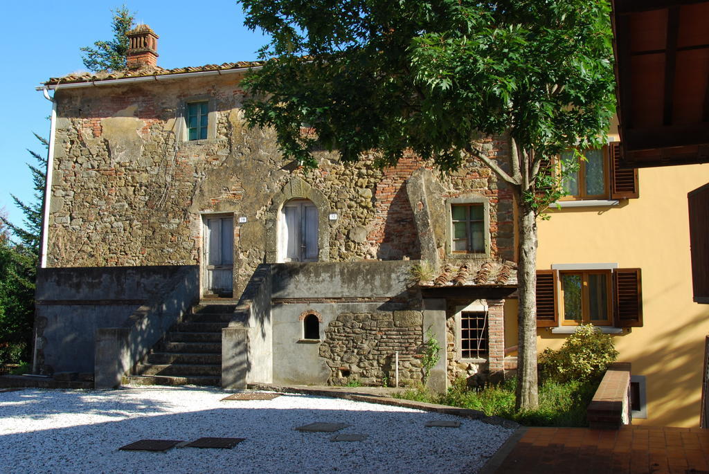 Agriturismo Il Cantastorie 몬테카티니테르메 외부 사진
