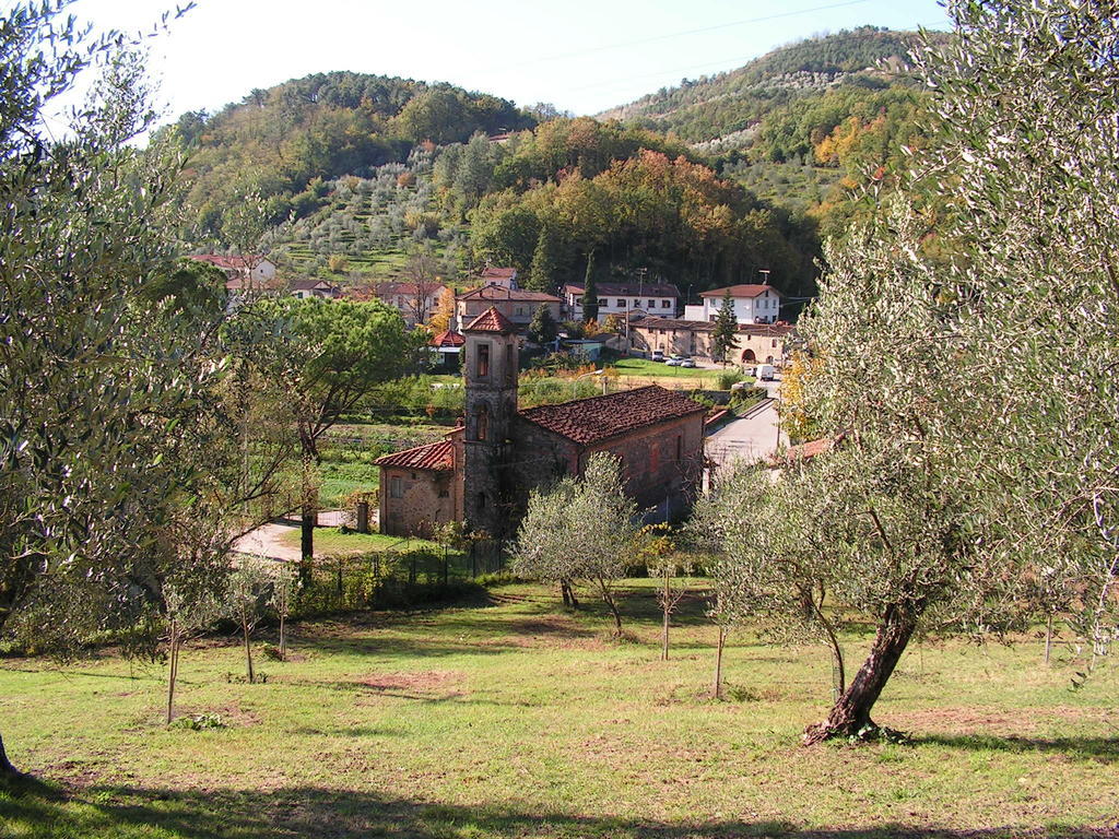 Agriturismo Il Cantastorie 몬테카티니테르메 외부 사진