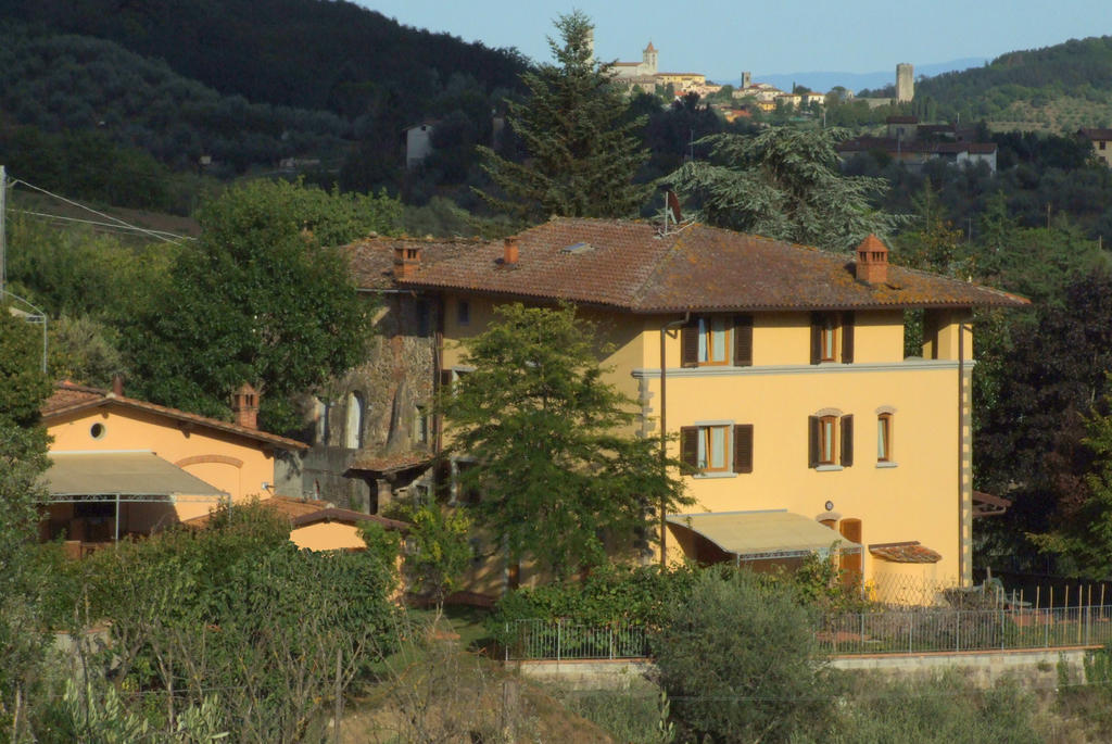 Agriturismo Il Cantastorie 몬테카티니테르메 외부 사진