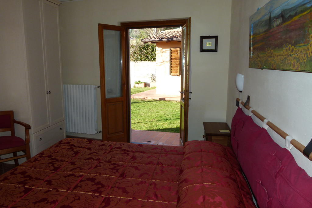 Agriturismo Il Cantastorie 몬테카티니테르메 객실 사진